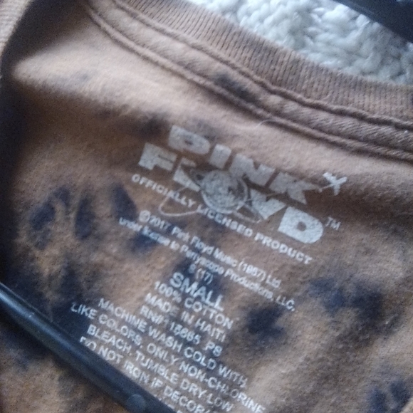 One of a Kind Bleach Dyed Pink Floyd Dark side of the Moon Graphic Tee - Picture 5 of 5